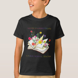 Camiseta Livros Florais Nunca Subestimam Uma T Escolar Públ