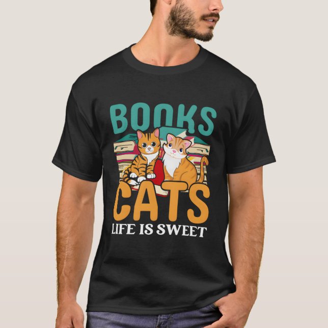 Camiseta Livros Gatos A Vida É A Biblioteca De Leitores De  (Frente)