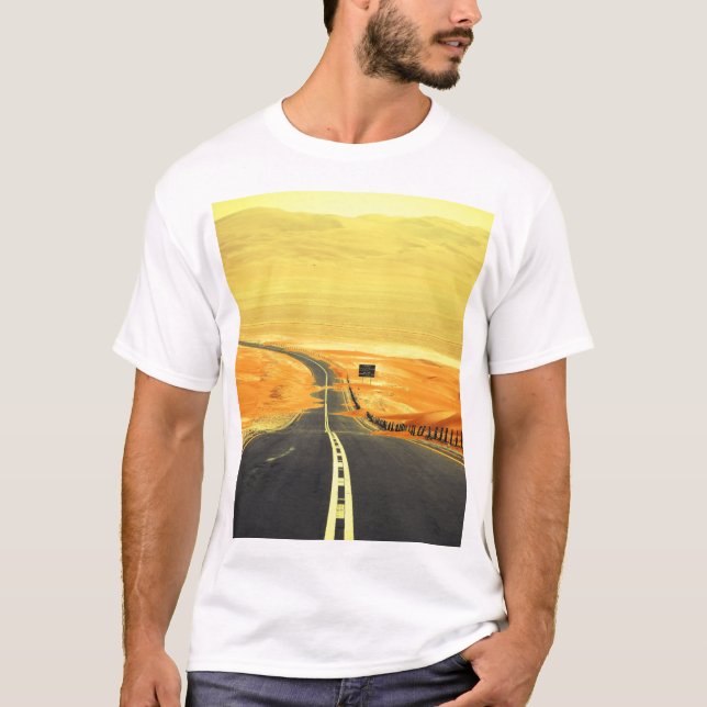 Camiseta Liwa Oasis Asphalt Road, Dunes. (Frente)