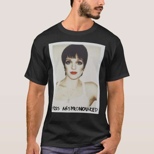 Camiseta Liza com T-Shirt Clássico Z (Frente)