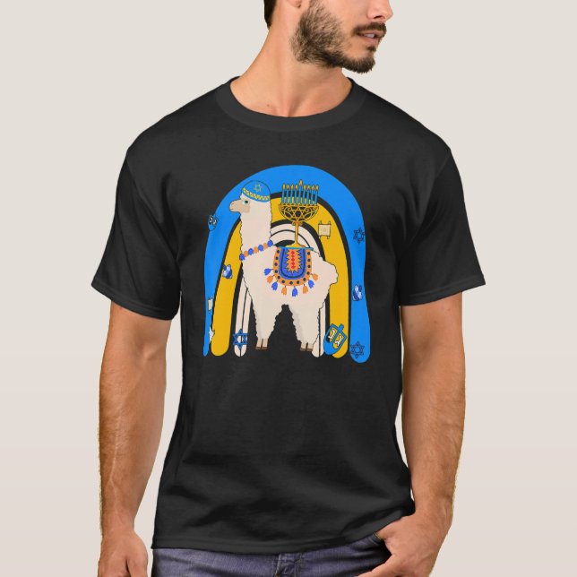 Camiseta Llama com o judeu Menorah Hanukkah Rainbow Farmer (Frente)
