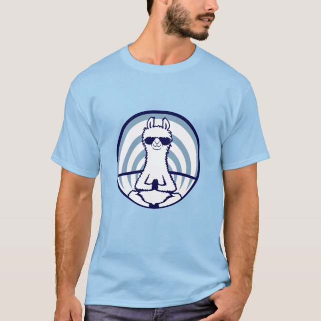Camiseta Llama Meditating Yoga Pose Sunglasses Calm Alpaca  (Frente)