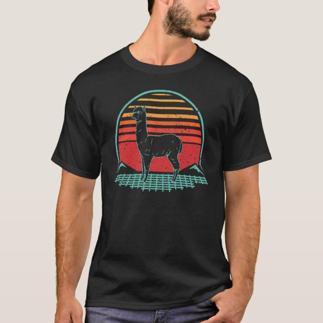 Camiseta Llama Retro Vintage Style Animal Synthwave (Frente)