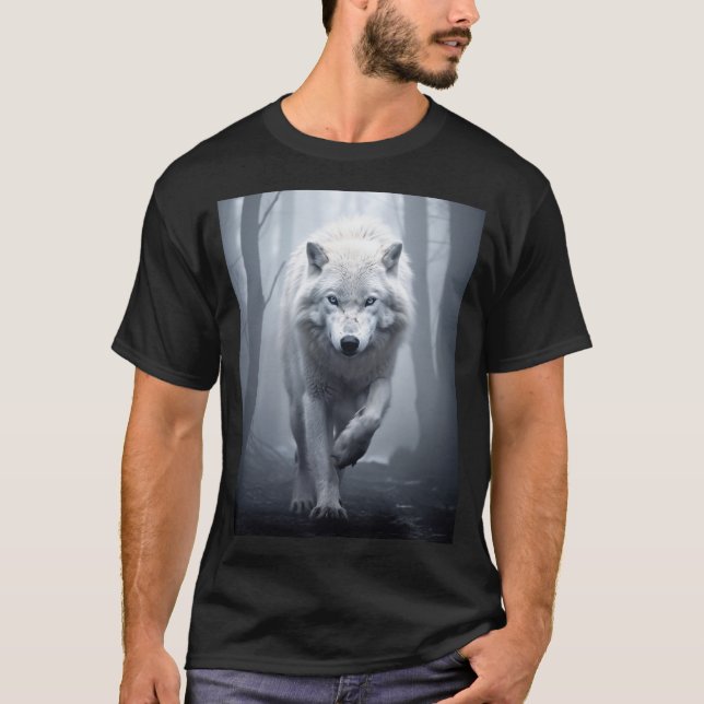 Camiseta Lobo Branco na Floresta Foggy (Frente)