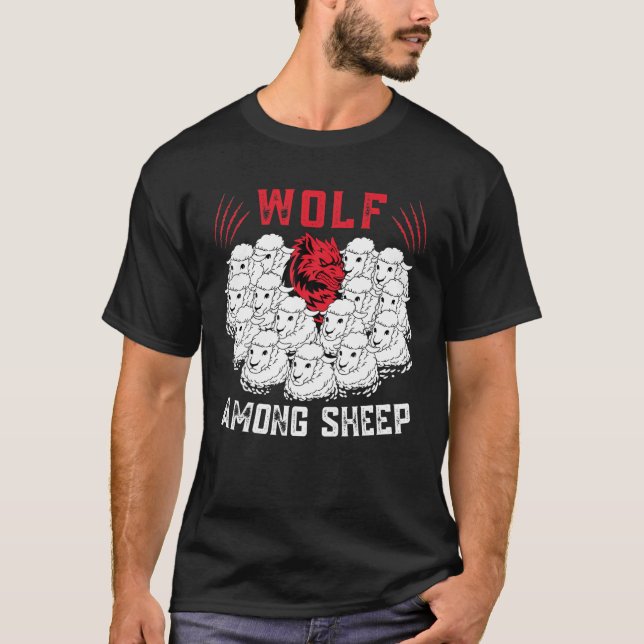 Camiseta Lobo Entre Ovelhas Não Sou Um Dos Ovinos Patrioti (Frente)
