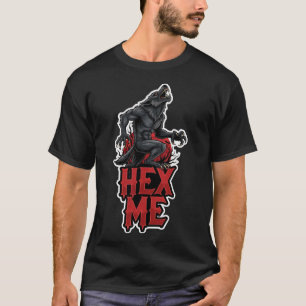 Camiseta Lobo feroz rugindo sob uma lua vermelha com HEX