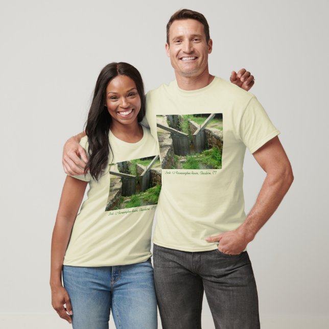 Camiseta Lock 12 Farmington River, Cheshire, CT Tee (Unissex)