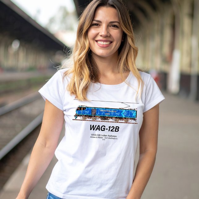Camiseta Locomotiva WAG-12B. Caminho de ferro da Índia (WAG-12B Locomotive. Indian Railways freight train. Womens Basic T-Shirt)