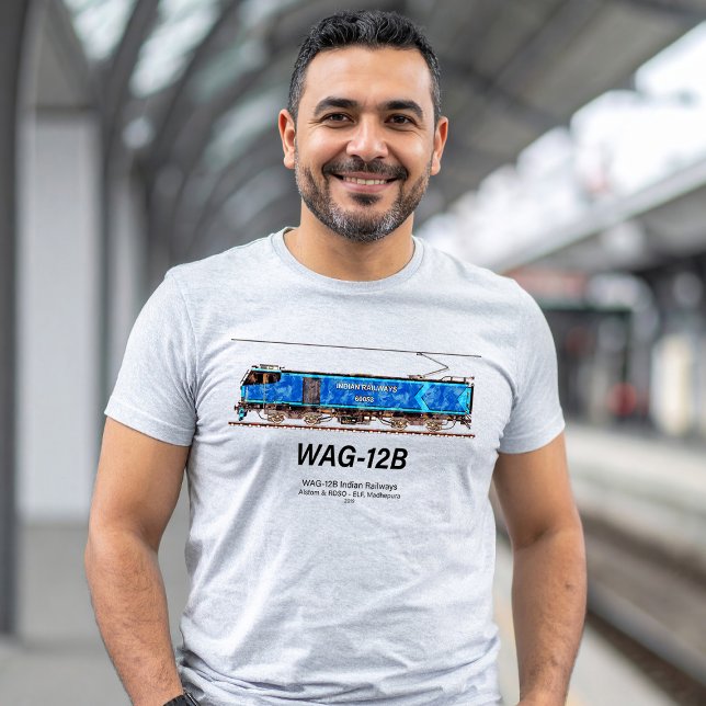 Camiseta Locomotiva WAG-12B. Caminho de ferro da Índia (WAG-12B Locomotive. Indian Railways freight train. Mens Basic T-Shirt)
