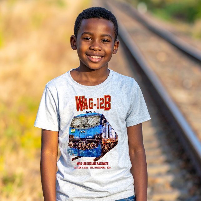Camiseta Locomotiva WAG-12B. Caminho de ferro da Índia (WAG-12B Locomotive. Indian Railways freight Train. Boy Basic T-Shirt)