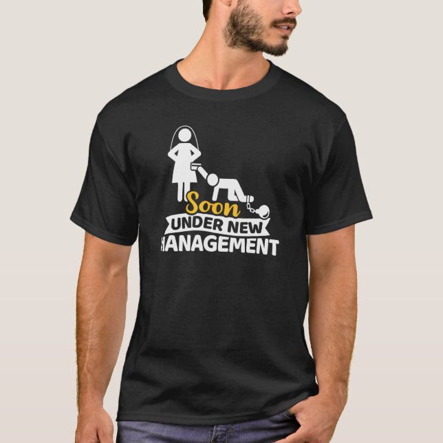 Camiseta Logo sob nova administração despedida de solteiro (Frente)