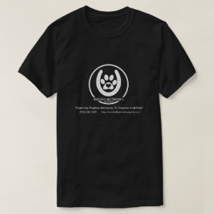 Camiseta Logotipo branco simples