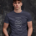 Camiseta Logotipo comercial Empresa Funcionarios com marca<br><div class="desc">Um simples modelo de negócios azul marinho personalizado em um estilo moderno minimalista que pode ser facilmente atualizado com o logotipo da sua empresa e o nome do funcionarios ou informações comerciais. Se você precisar de ajuda para personalizar este produto, entre em contato comigo usando o botão de mensagem abaixo...</div>