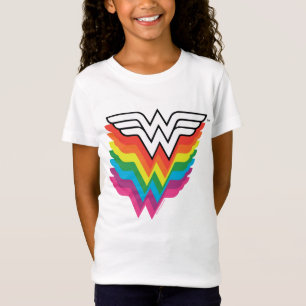 Camiseta Logotipo Rainbow para a Mulher Maravilha