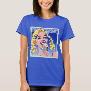 Camiseta Loira Comendo Sorvete Colorido Estilo Pop Art dos 