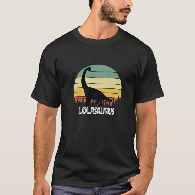 CAMISETA LOLASAURUS LOLA SAURUS LOLA DINOSAUR (Frente)