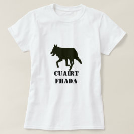 Camiseta longa caminhada em gaélico escocês cuairt fhada