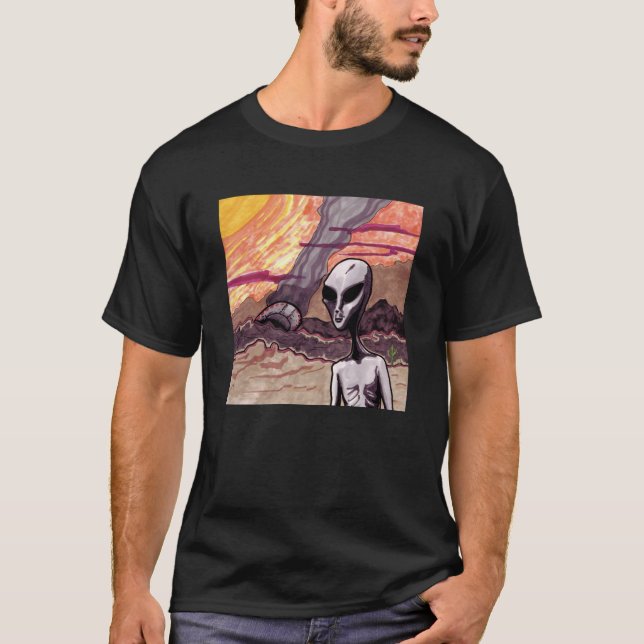 Camiseta Longe de Casa - UFO (Frente)