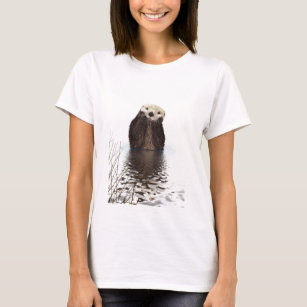 Camiseta Lontra de sorriso adorável no lago