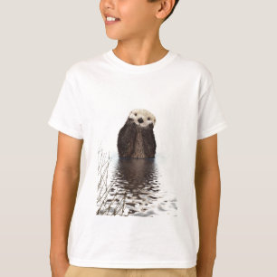 Camiseta Lontra de sorriso adorável no lago