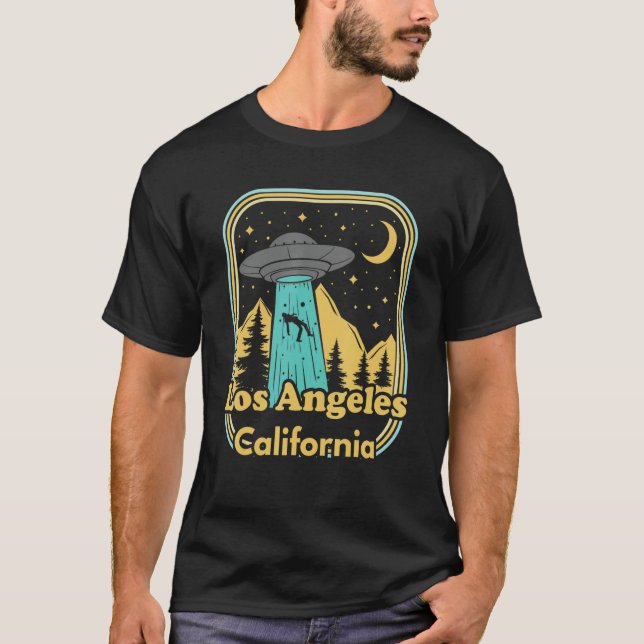 Camiseta Los Angeles California Ufo Alien Hunter 80s State  (Frente)