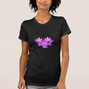 Camiseta Lotus floresce rosa sobre fundo verde marinho