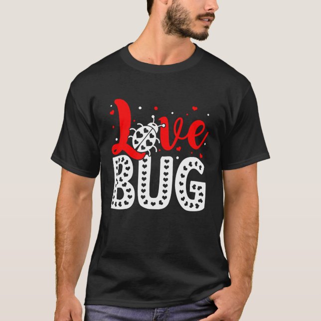 Camiseta Love Bug Valentine's Day Insect Nature Date Night  (Frente)