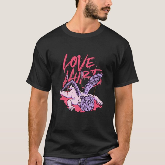 Camiseta Love Hurts Broken Sad Cupid Valentines Day Emo Bro (Frente)