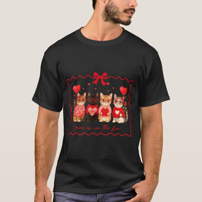 Camiseta Love Is In The Fur Cat Lovers Valentines Cute Cats (Frente)