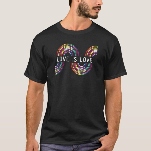 Camiseta Love Is Love LGBTQ Rainbow Flag  LGBTQIA+ Pride Mo (Frente)