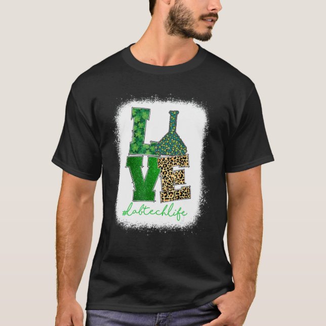 Camiseta Love Lab Tech Life Shamrocks Leopard Happy Rua Pat (Frente)
