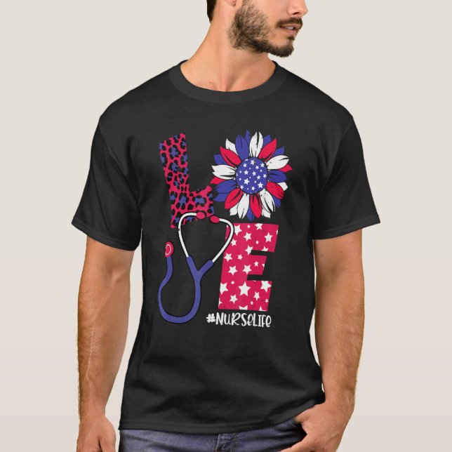 Camiseta Love Nurse Life 4 De Julho Dos Eua Flag Stethoscop (Frente)