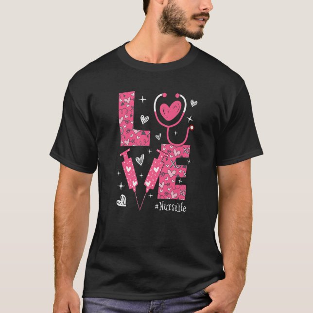 Camiseta LOVE Nurse Life Pink Heart Valentine Day Nursing W (Frente)
