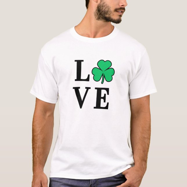 Camiseta LOVE Shamrock Clover Irish Orry Dia de São Patríci (Frente)