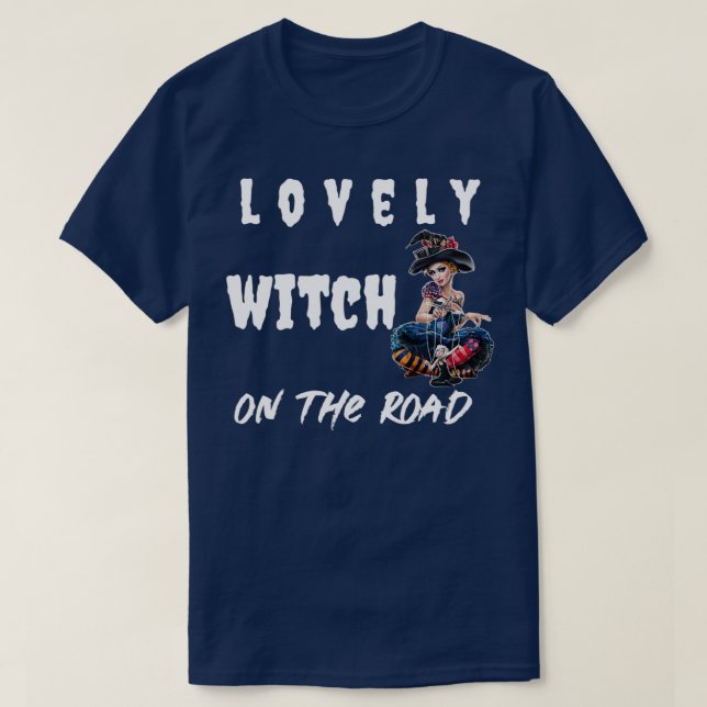 CAMISETA LOVELY WITCH ON THE ROAD (Frente do Design)