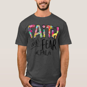 Camiseta LPN Faith Enfermando Sobre Medo Flói Deus