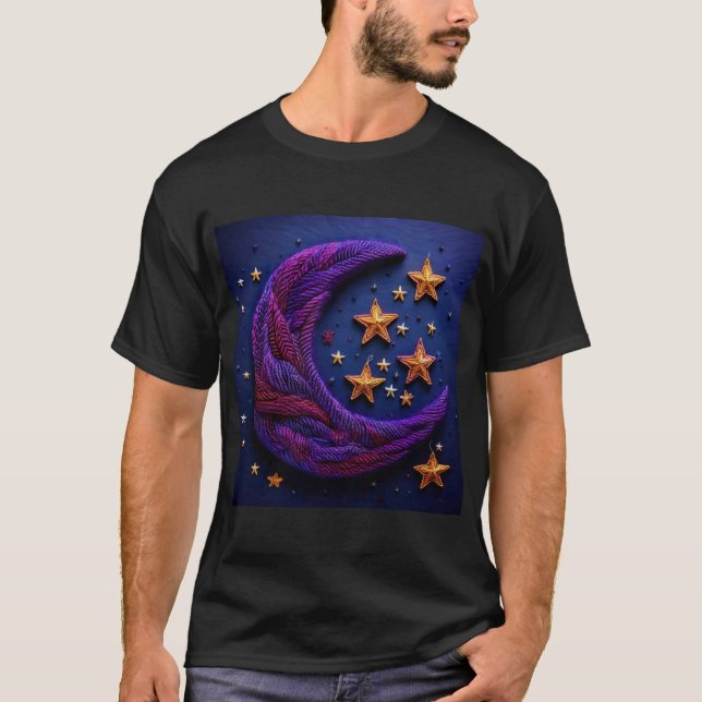 Camiseta Lua De Crescente Roxo E Estrelas Douradas Feitas D (Frente)