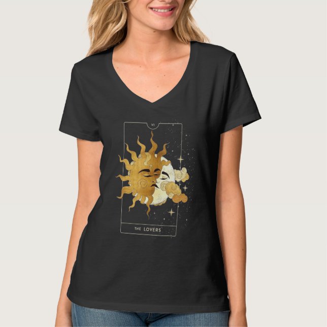 Camiseta Lua E Sol Beijando Tarot Wicca Boohoo Dica Gótica (Frente)