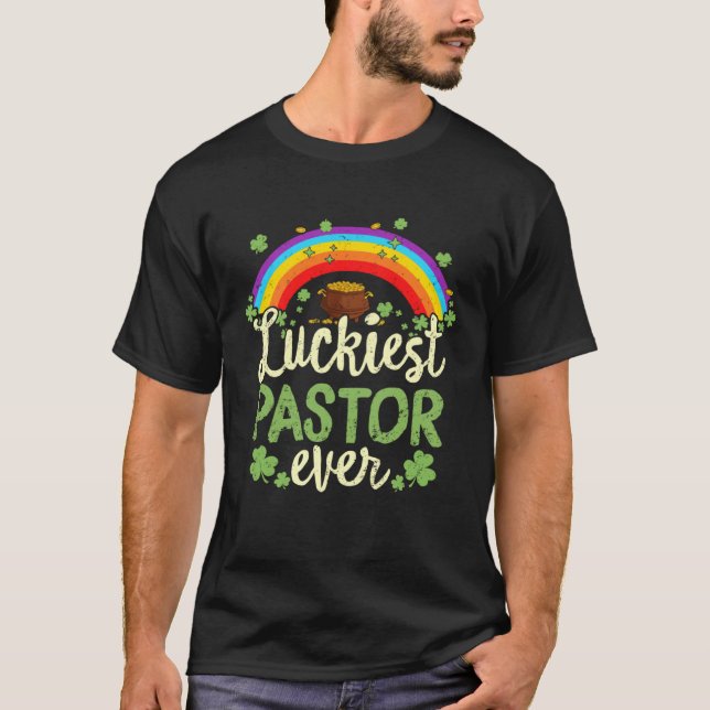 Camiseta Luckiest Pastor Ever St Patricks Day Rainbow Men W (Frente)