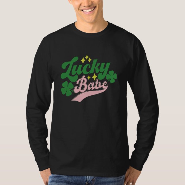 Camiseta Lucky Babe Lucky C Groovy Shamrock Irish St Patric (Frente)