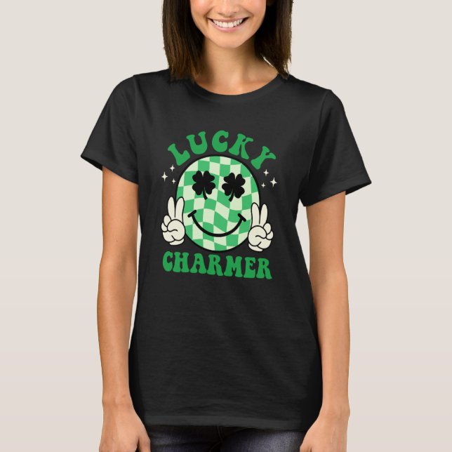 Camiseta Lucky Charmer Shamrock Groovy St Patrick's Day Iri (Frente)