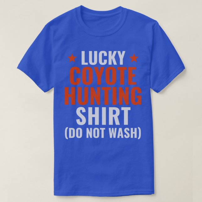 Camiseta Lucky Coyote Caçando Engraçado Yote Hunter (Frente do Design)