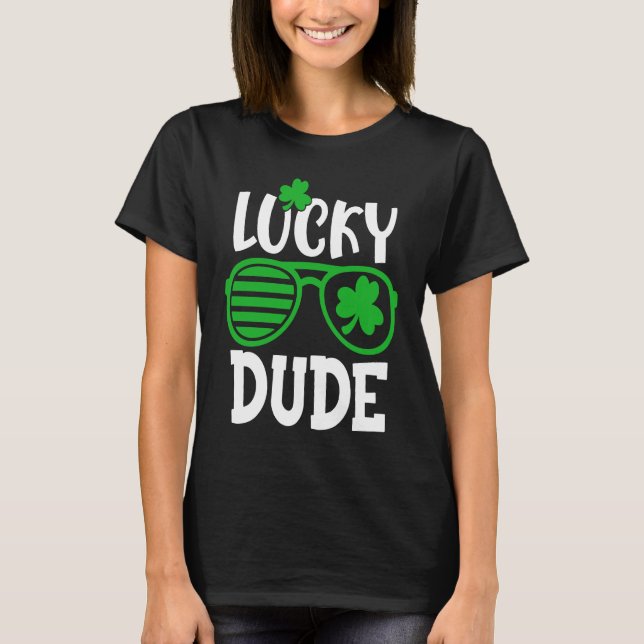 Camiseta Lucky Duque Dia de São Patrício Óculos De Sol Com  (Frente)
