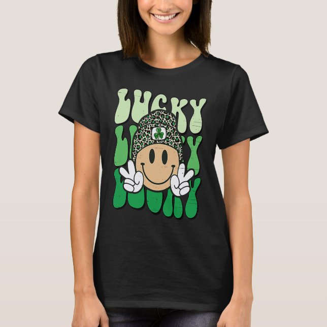 Camiseta Lucky Leopard Smile Face Meme  St Patricks Day Wom (Frente)