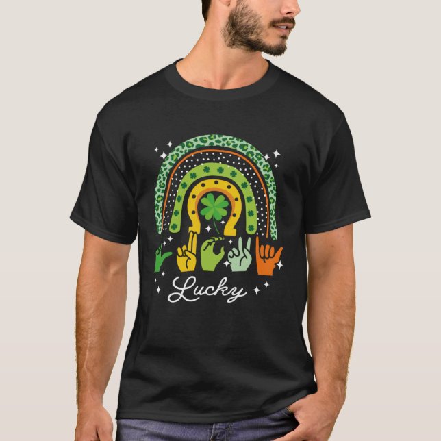Camiseta Lucky Sign Language Deaf St Patrick s Day Irish AS (Frente)