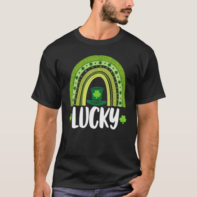 Camiseta Lucky Vibes Dia de São Patrício Rainbow Love 1 (Frente)
