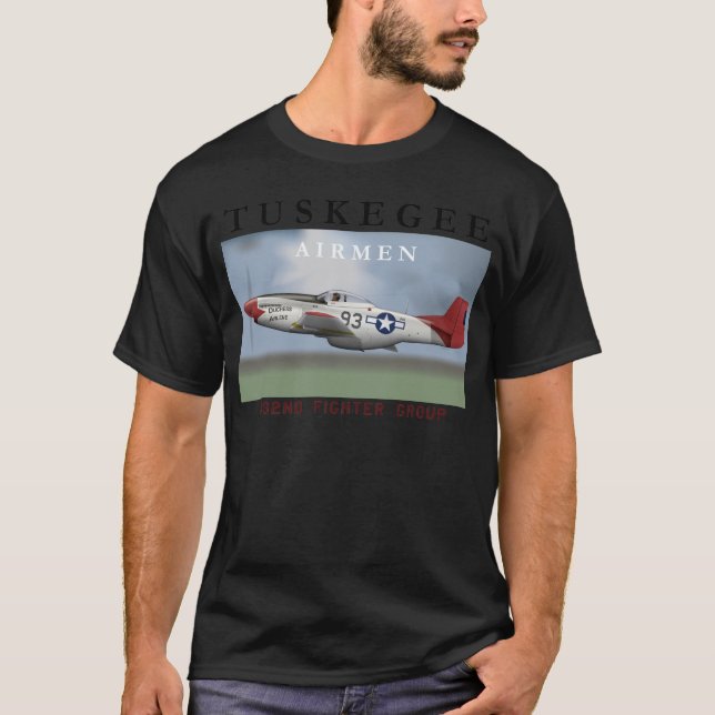 Camiseta Lutador vermelho da cauda de P51D voado por (Frente)