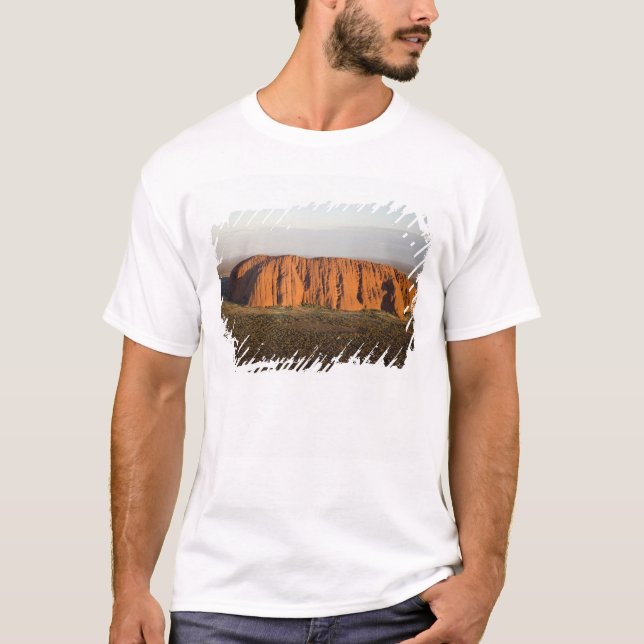 Camiseta Luz do final da tarde em Uluru / Ayers Rock, (Frente)