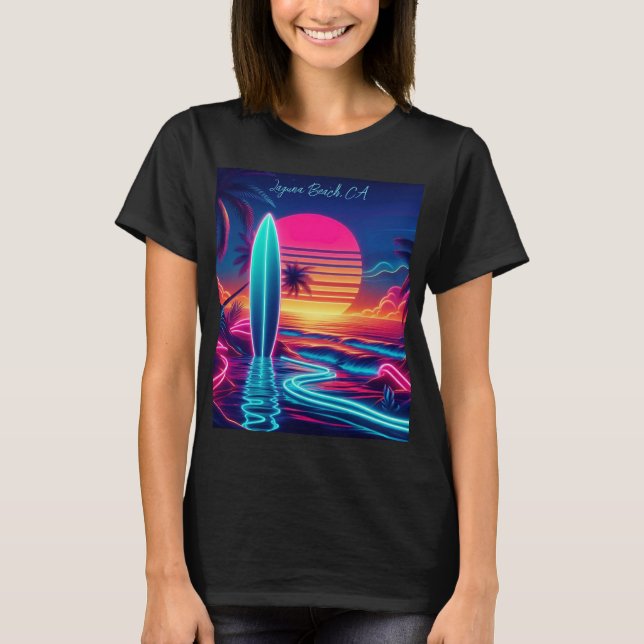 Camiseta Luzes de Neon do Surfboard Sunset (Frente)