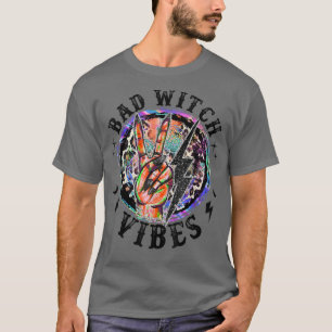 Camiseta Má Bruxa Vibes Tie Dye Leopard Dia de as Bruxas en